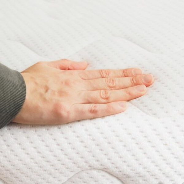 3 Signs It’s Time to Replace Your Mattress